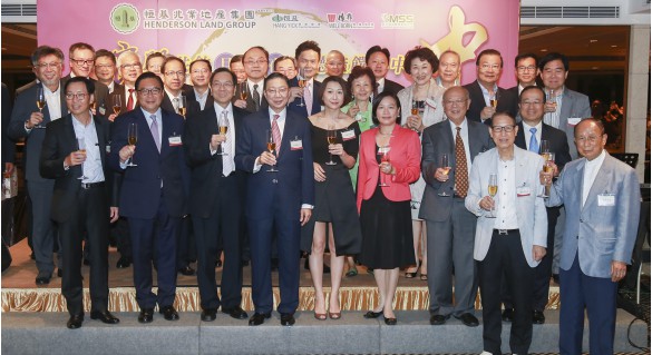 Group photo of “Shun Tak Cuisine Dinner”